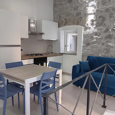 La Fontana Apartment *